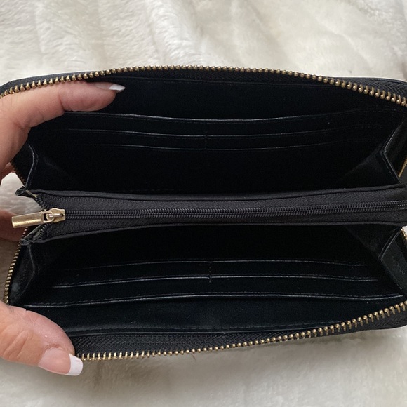 !!Marc New York!! Wallet Wristlet! - Picture 3 of 5